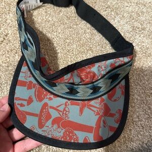Kavu mushroom visor